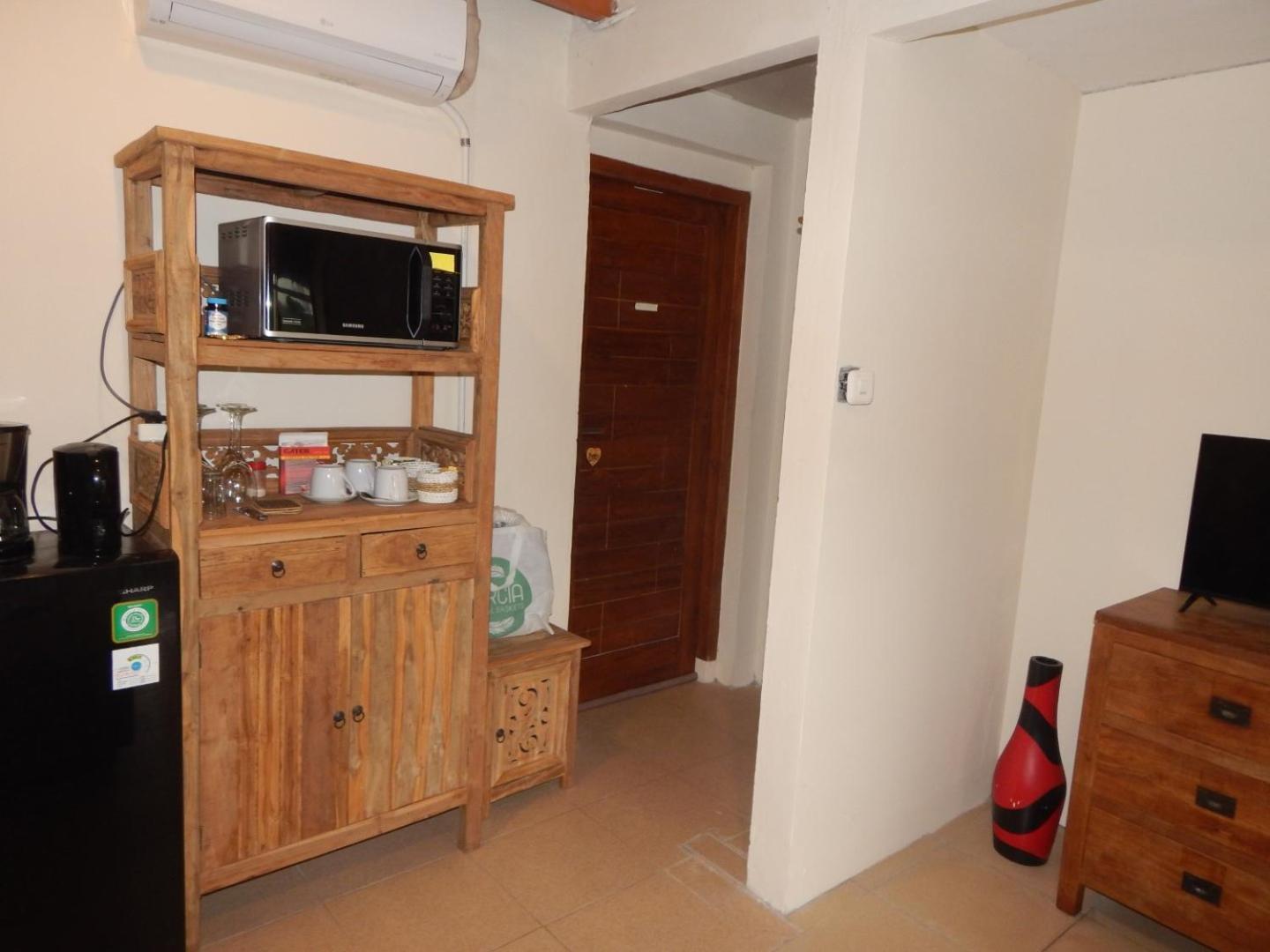 Alamanda Family Villas, Pool & Local Tours Джок'якарта Екстер'єр фото
