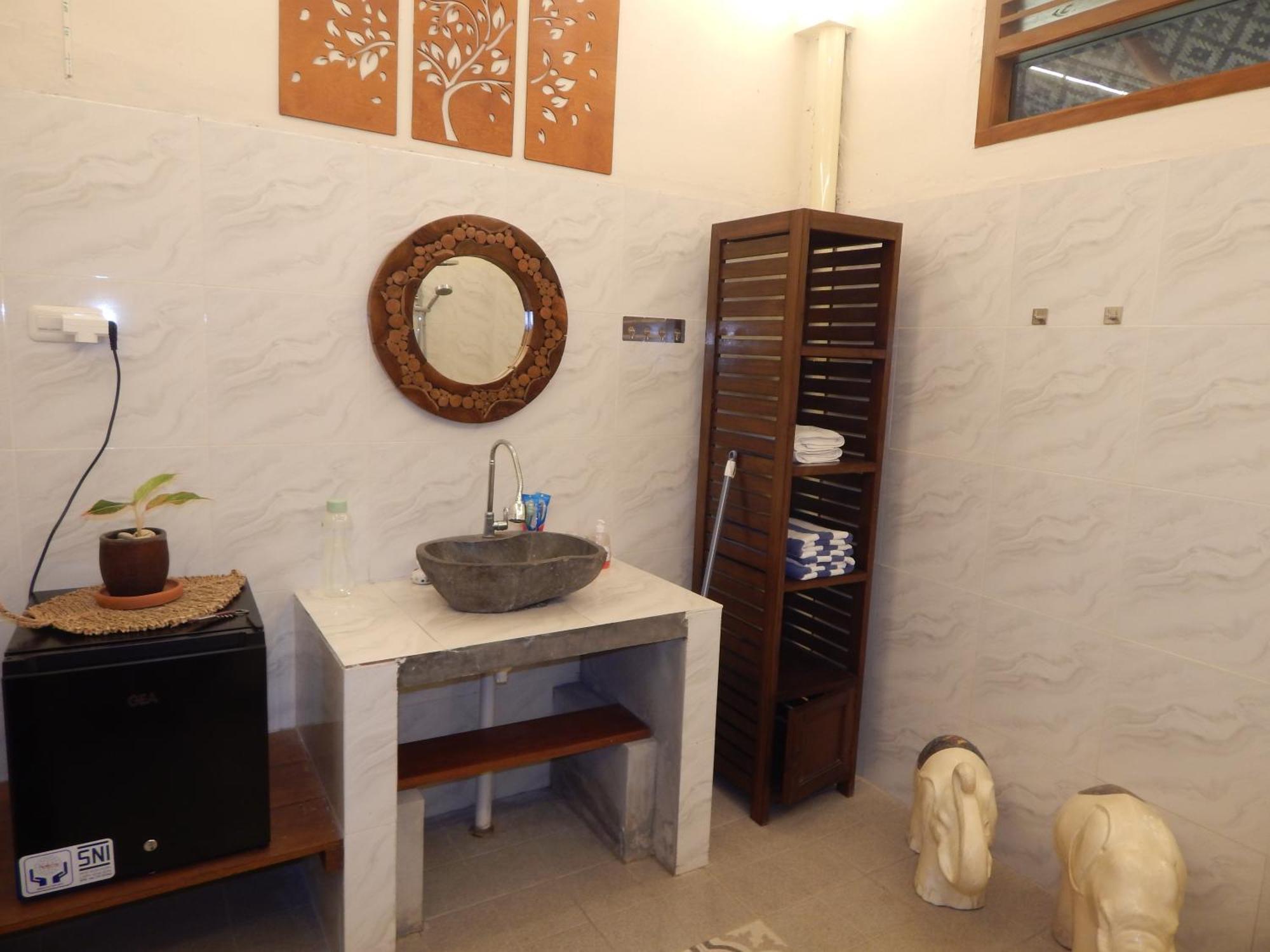 Alamanda Family Villas, Pool & Local Tours Джок'якарта Екстер'єр фото