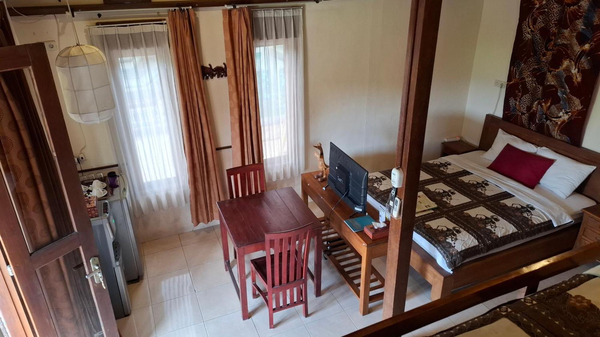 Alamanda Family Villas, Pool & Local Tours Джок'якарта Екстер'єр фото
